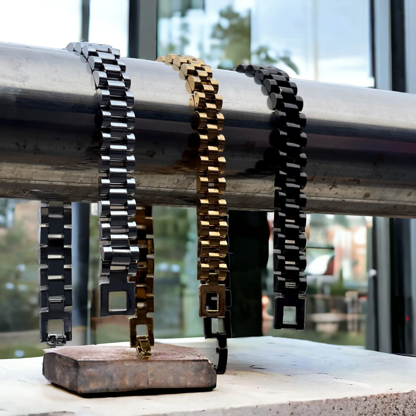 Stainless steel bracelet for men and women